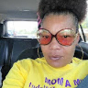 Meet your Posher, Lucy